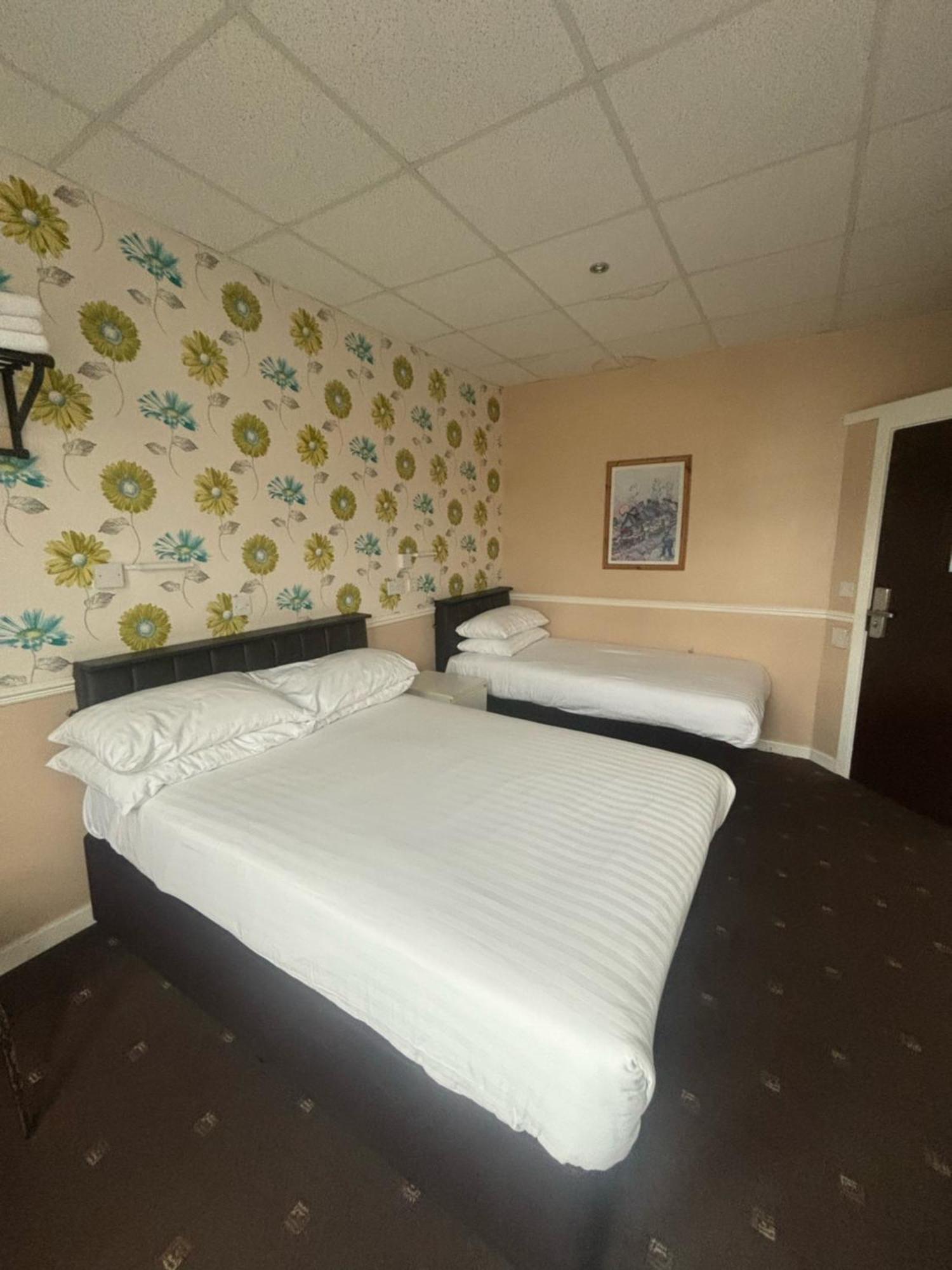 The Lawton Blackpool Exterior foto